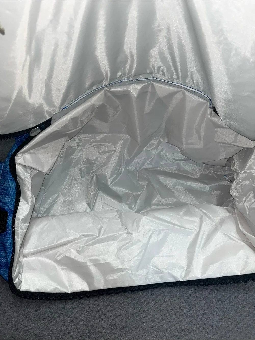 Tommy Bahama Blue Relax travel cooler Duffle Bag